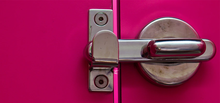 Childproof Gate Lock in Citrus Heights, California
